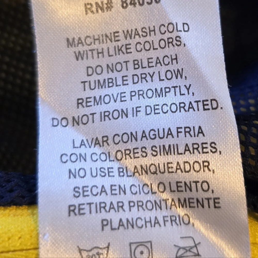 Marquette Golden Eagles Men's XL Mesh Lined Jacket, Cadre Brand, 1/4 Zip - Picture 6 of 13
